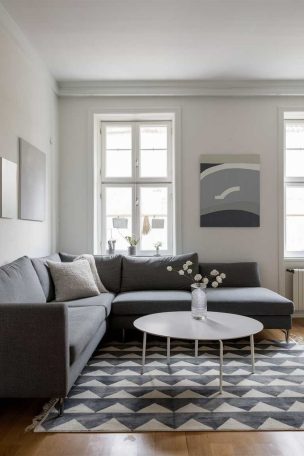 Picture of 40 Minimalist Living Room Ideas With A Neutral Touch
