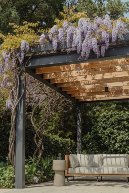 27 Stunning Modern Pergola Design Ideas for Stylish Shade